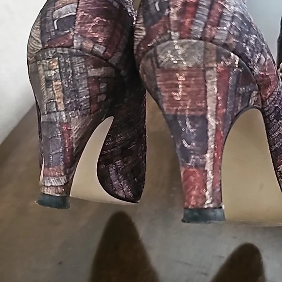 Life Stride Pumps - Picture 5 of 10